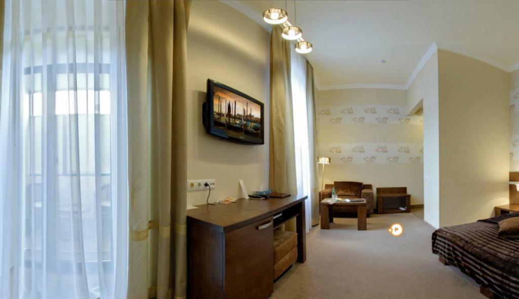 Four Rooms Mini-Hotel Kharkiv Chambre photo